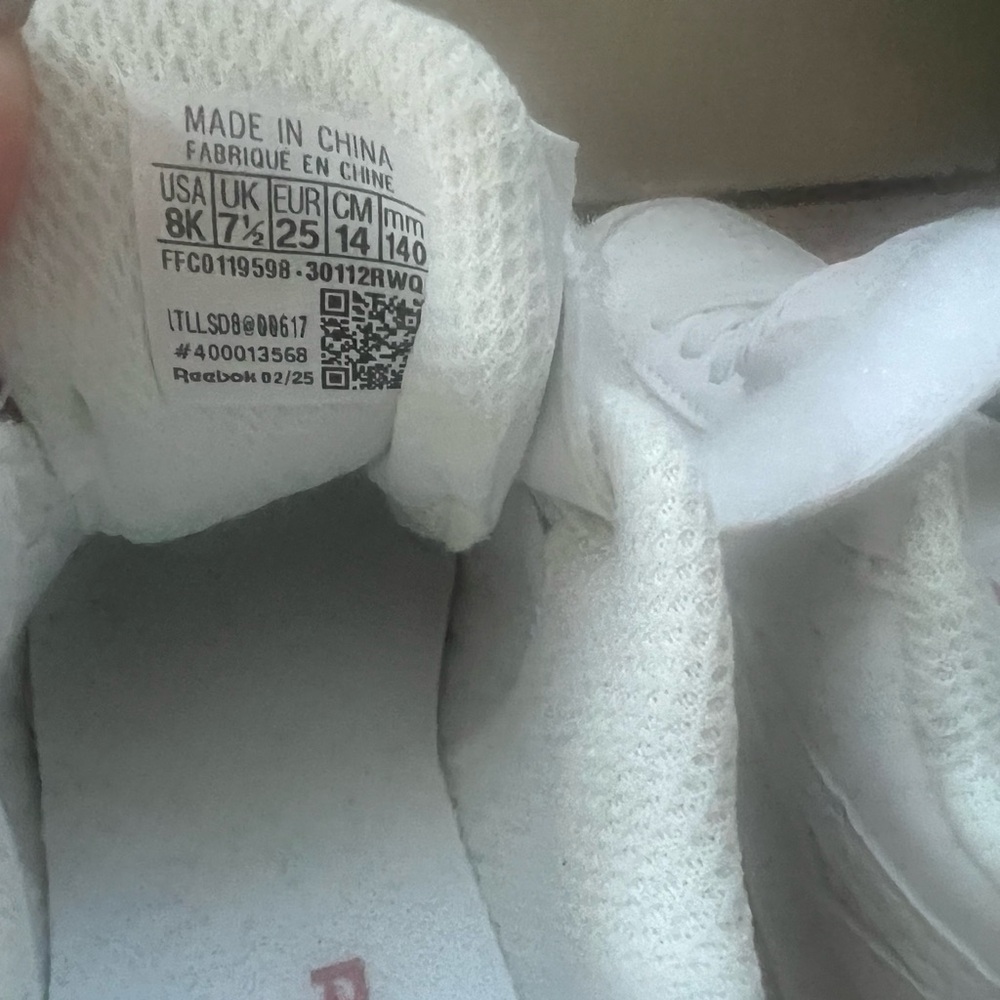 Baby Reeboks - Picture 4 of 6